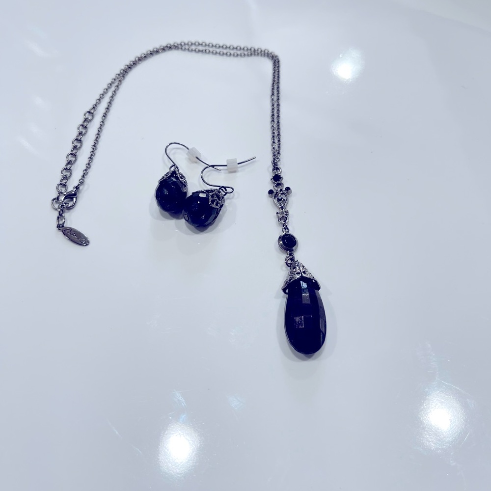 Necklace and earrings